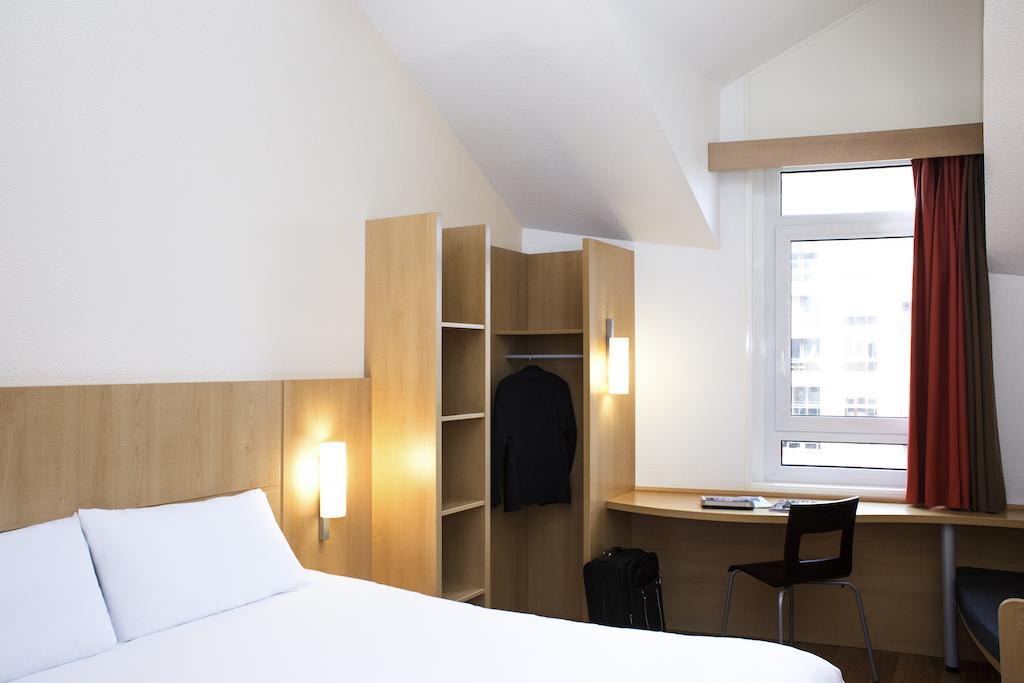 Standard One Double Bed